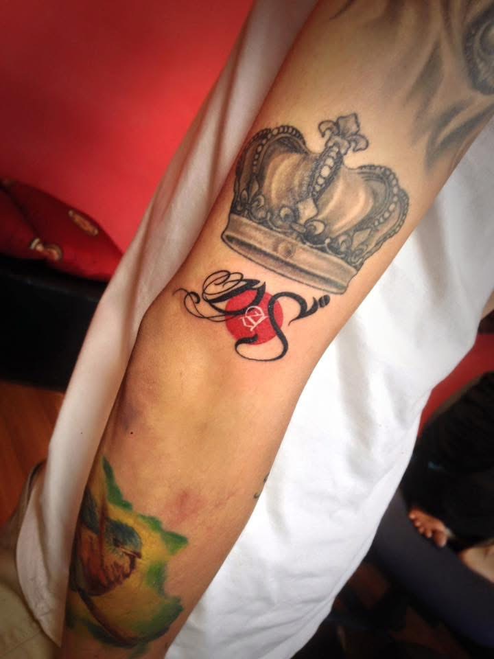 Hình xăm của Emcee L Dalab tại Electric Tattoo