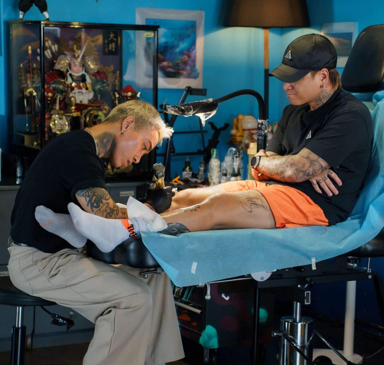DJ Minh Trí đi xăm tại Electric Tattoo 2026